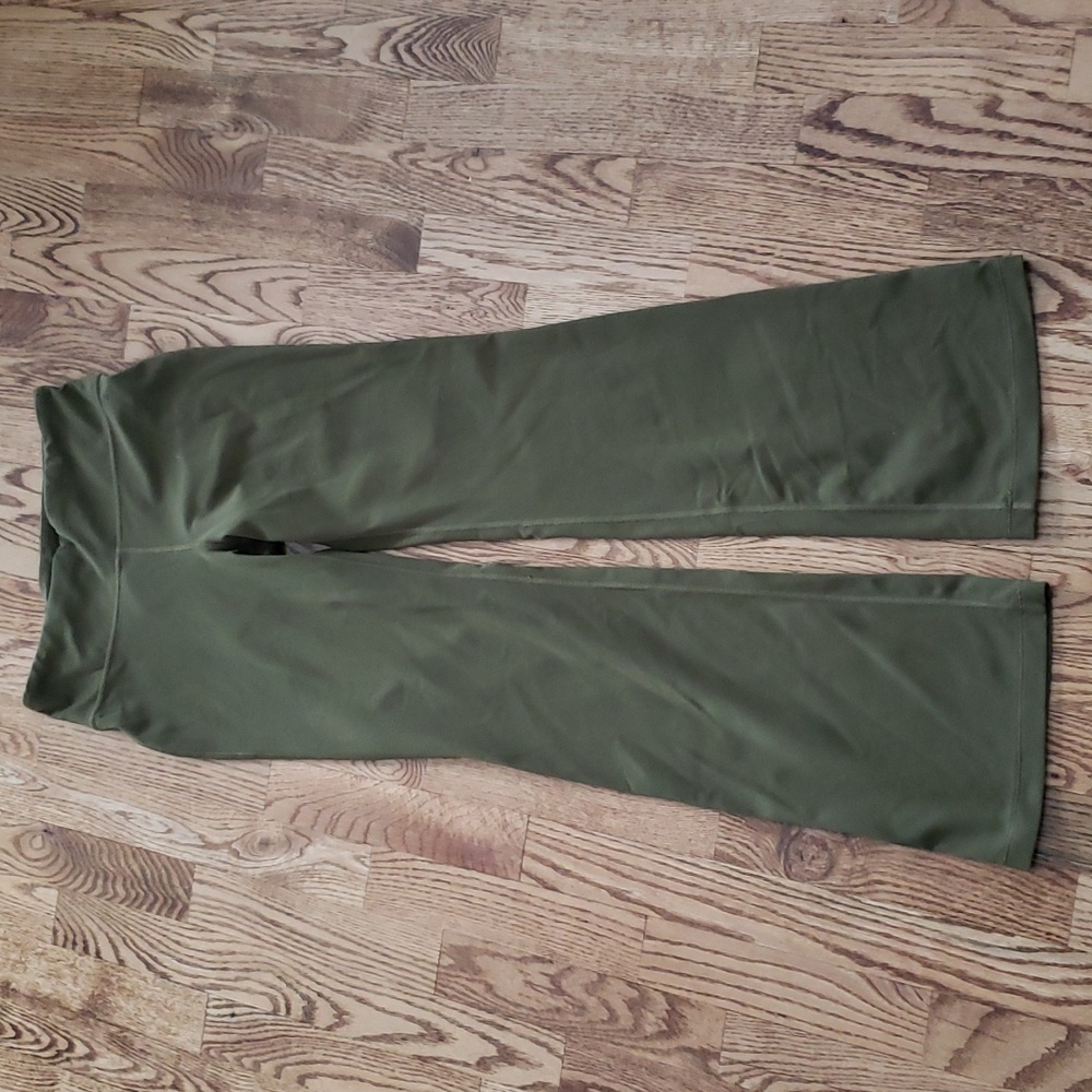 (XXL/16) Athleta Youth Girl's High Rise Chit Chat Flare Pant Gym Stretch Yoga